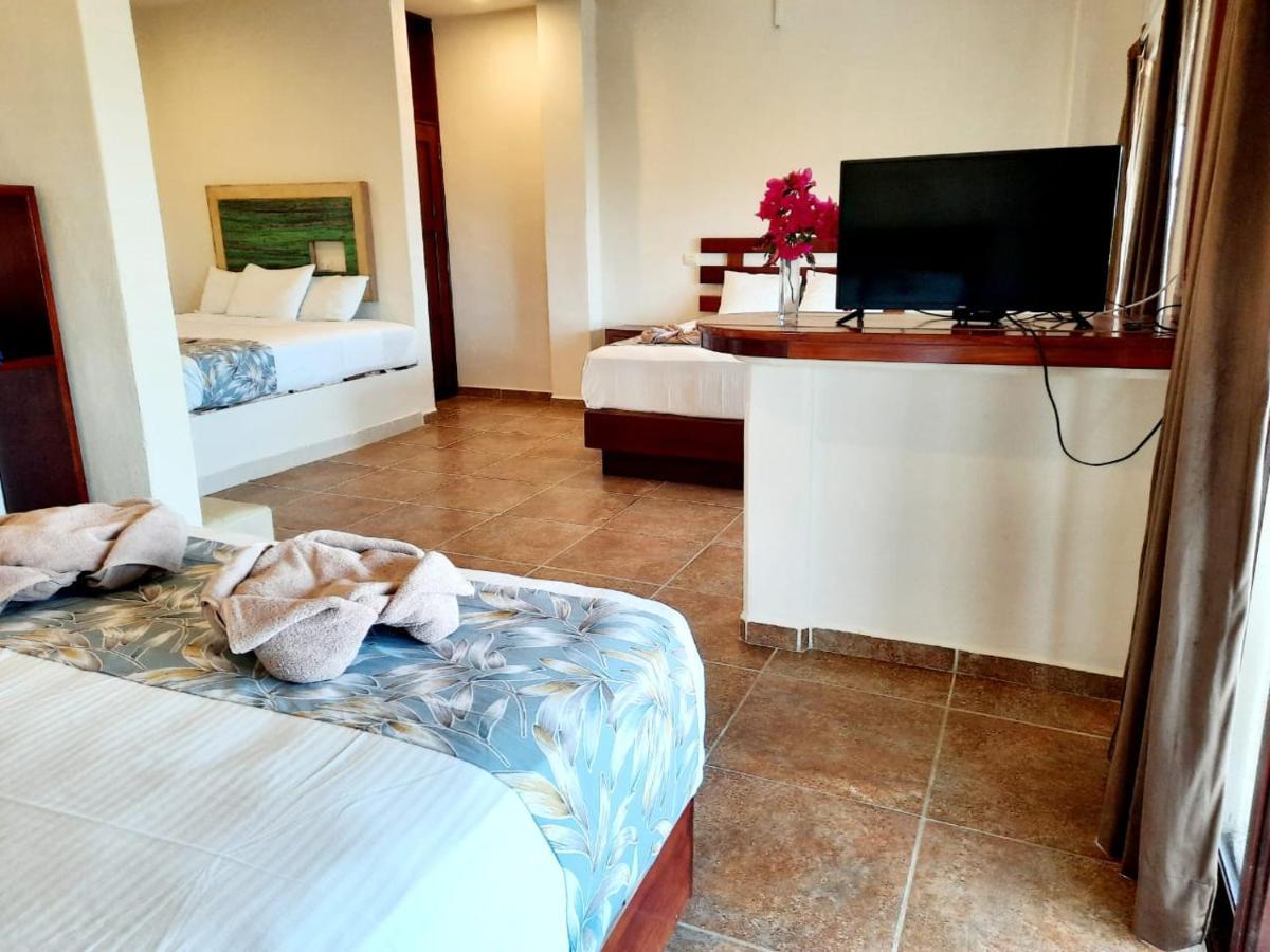 Porto Coral Hotel & Suites チェトゥマル エクステリア 写真