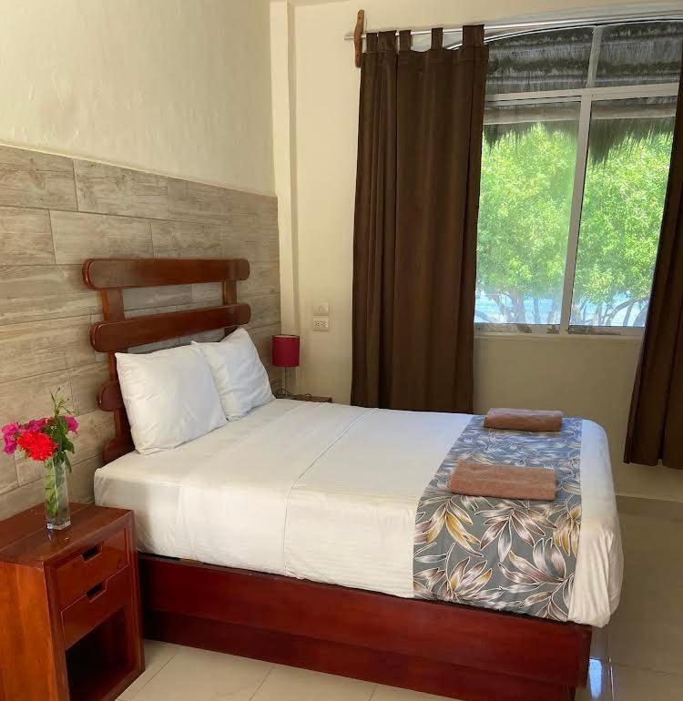 Porto Coral Hotel & Suites チェトゥマル エクステリア 写真