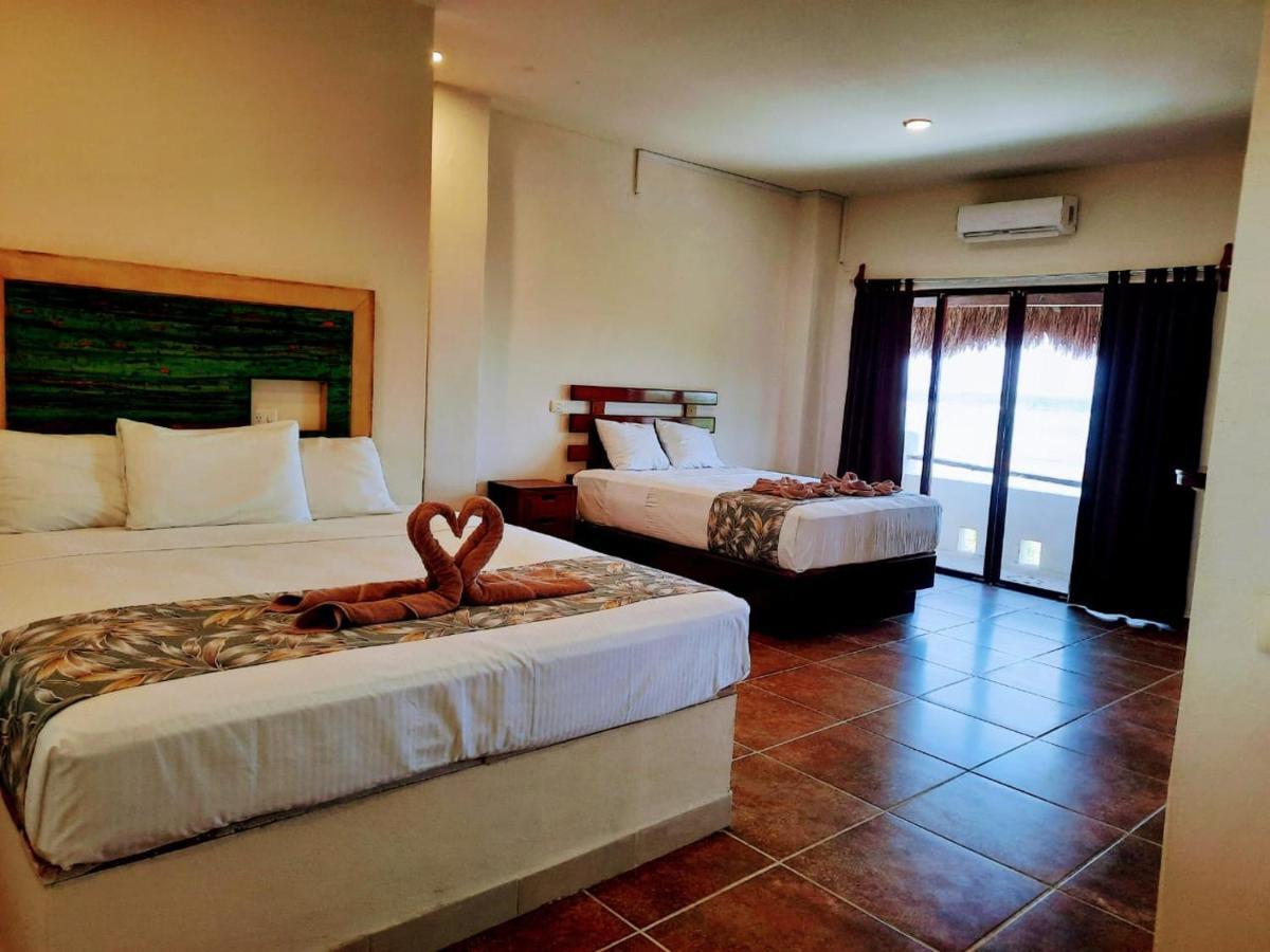 Porto Coral Hotel & Suites チェトゥマル エクステリア 写真